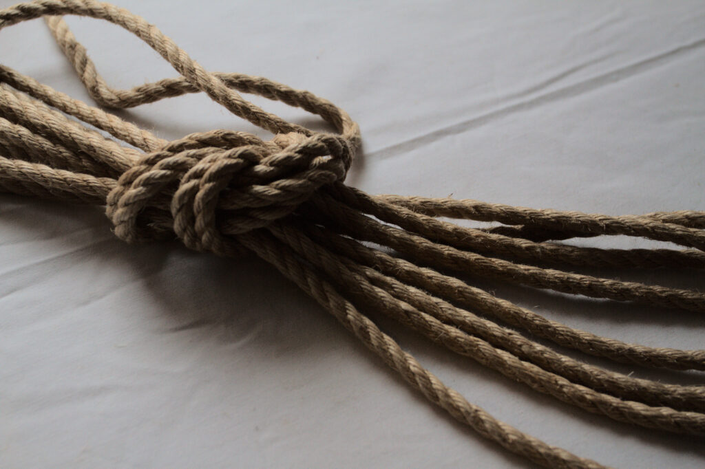 Shigeri Jute Behandlet