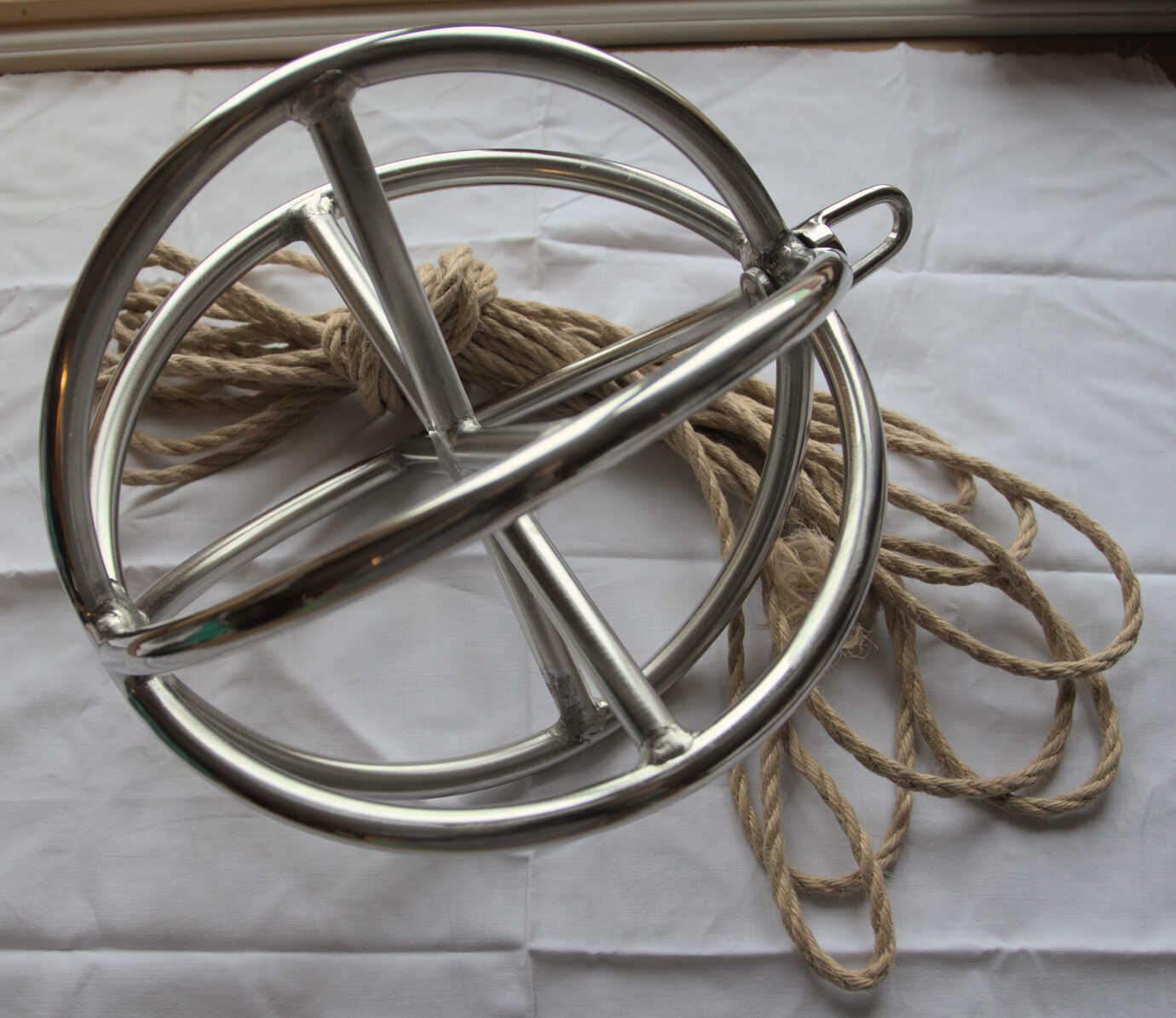 Suspension ring shibari bondage triskele 3d ball